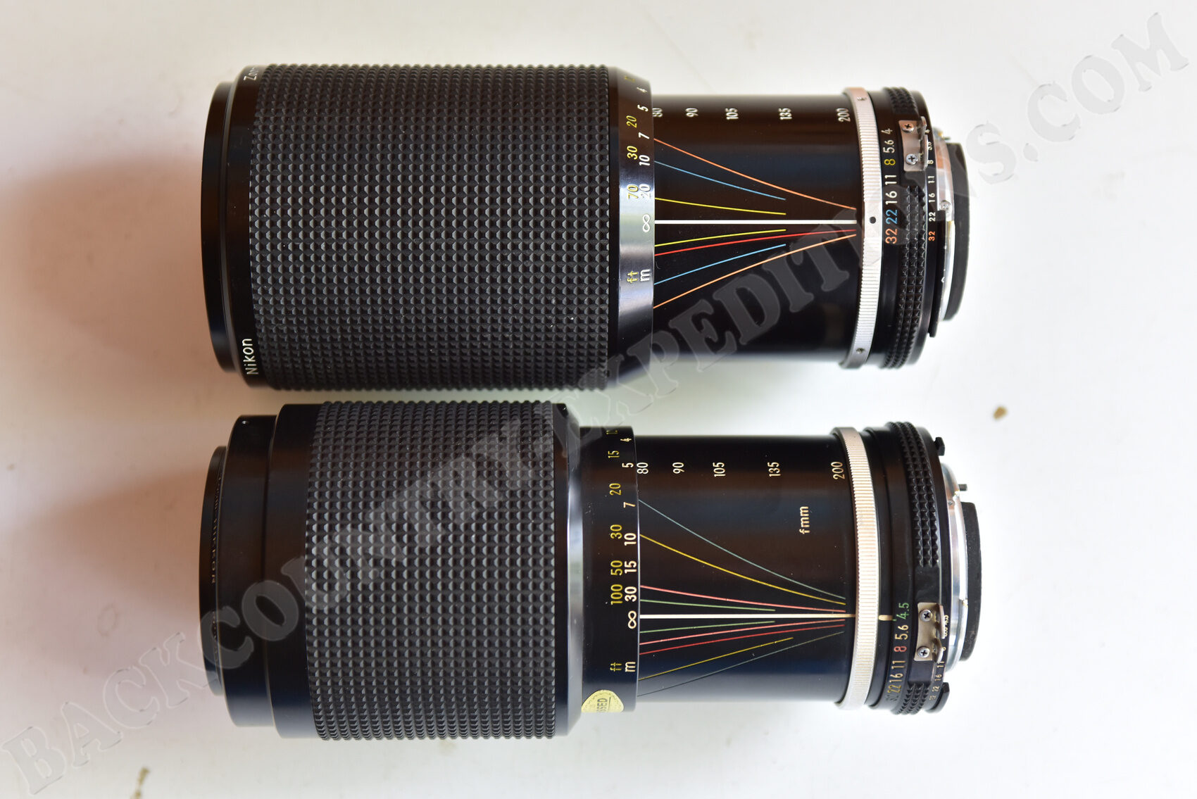 Vergleich Zoom-Nikkor 80-200mm: Ai f4.5 vs. Ai-S f4.0 